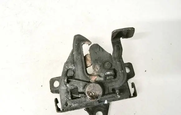 Hyundai i30 Engine bonnet/hood lock/catch