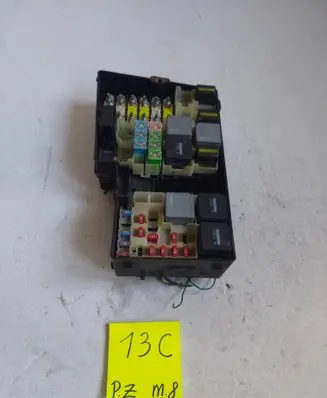 Ford Focus Fuse box set 98247923
