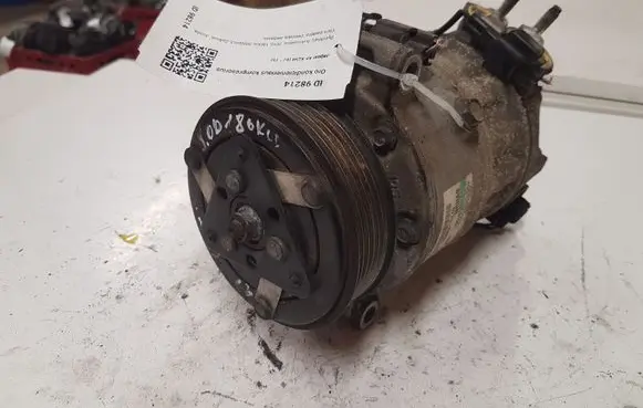 Jaguar XF X250 Air conditioning (A/C) compressor (pump) 9X2319D629DA