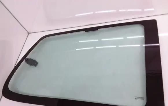 Citroen C8 Rear side window AS2