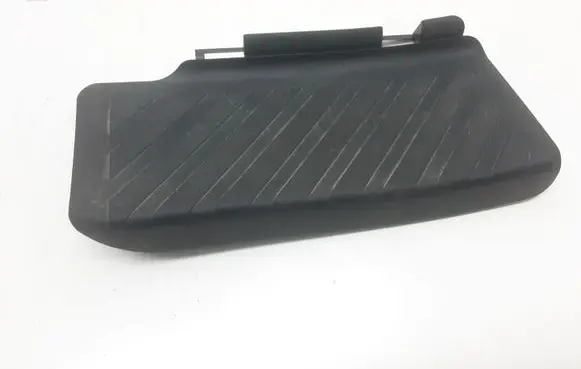 Volkswagen PASSAT B8 Foot rest pad/dead pedal 5Q1864777C