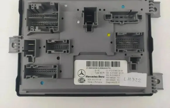 Mercedes-Benz E W213 SAM control unit A2139003208 5DK01077716 A2139014003