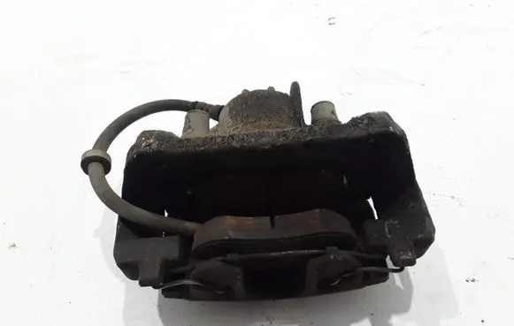 Volvo S60 Front brake caliper 8251315