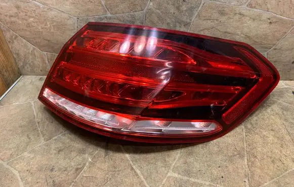 Mercedes-Benz E W212 Rear/tail lights A2129060803