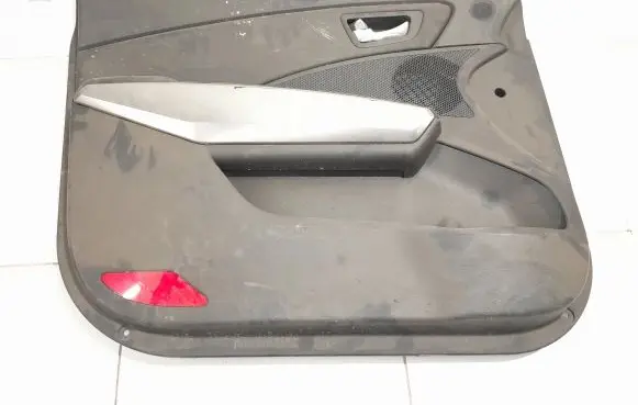 SsangYong Tivoli Front door card panel trim NOCODE