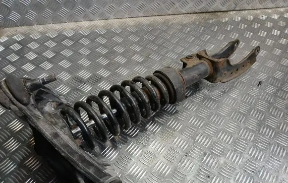 Volkswagen Touareg I Front shock absorber with coil spring