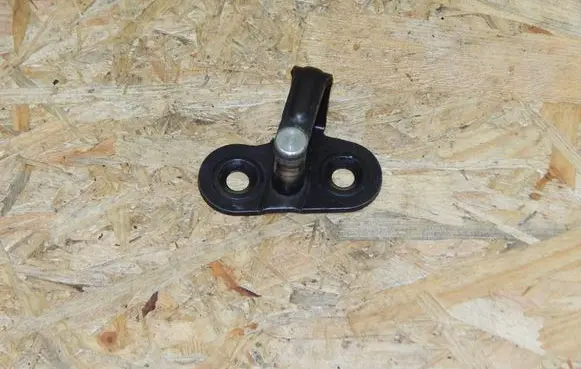 Volkswagen Multivan T5 Trunk lock loop 7H0827512