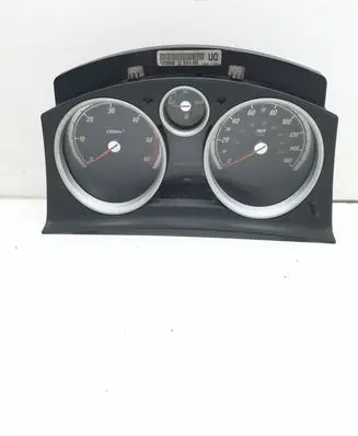 Opel Zafira B Speedometer (instrument cluster) 13230598