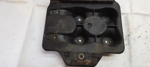 Battery box tray