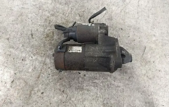 Renault Clio III Starter motor 