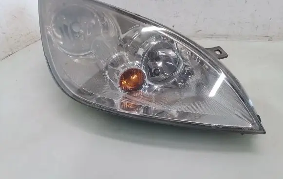 Mitsubishi Colt Headlight/headlamp