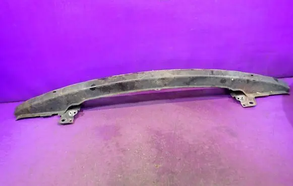 Volkswagen Golf IV Front bumper support beam