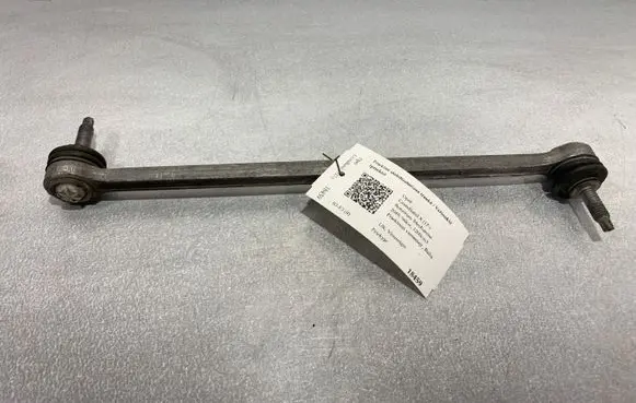 Opel Grandland X Front anti-roll bar/stabilizer link 020060067