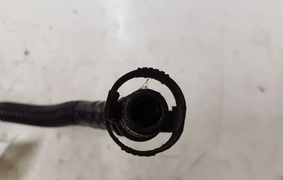 BMW 3 E90 E91 Fuel tank valve 7512581