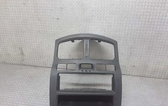 Hyundai Santa Fe Climate control/heater control trim 