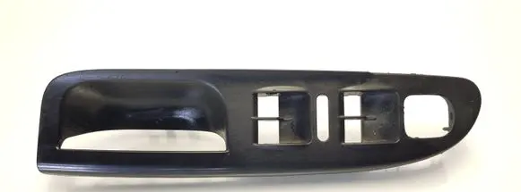 Volkswagen PASSAT B6 Front door interior handle trim 3C1867171