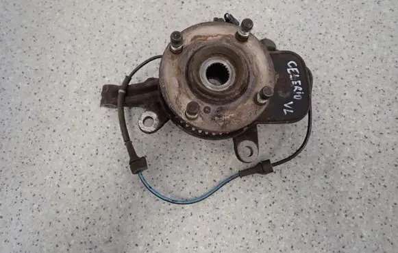 Suzuki Celerio Front wheel hub spindle knuckle