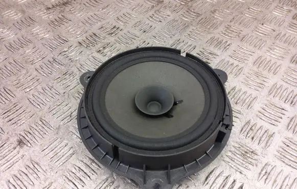 Nissan Leaf II (ZE1) Rear door speaker 28156BR00A