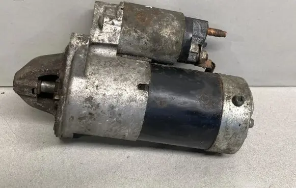 Opel Insignia A Starter motor 55353857 M001T30072