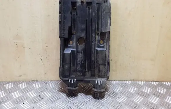 Volvo S70 V70 V70 XC Battery tray 9444453