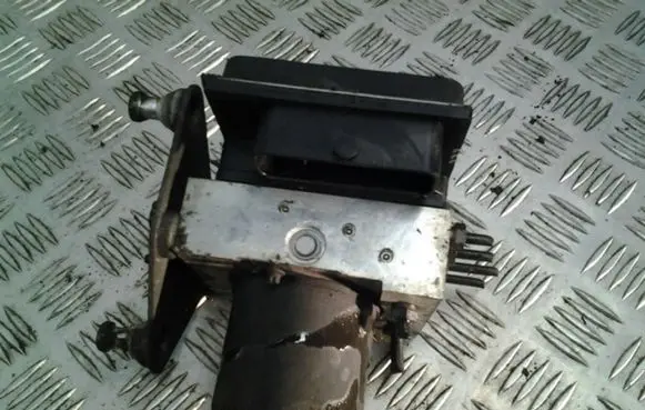 Mercedes-Benz Sprinter W906 ABS Pump A0074314612