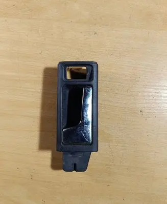Audi A6 S6 C4 4A Front door interior handle 4A0837019C