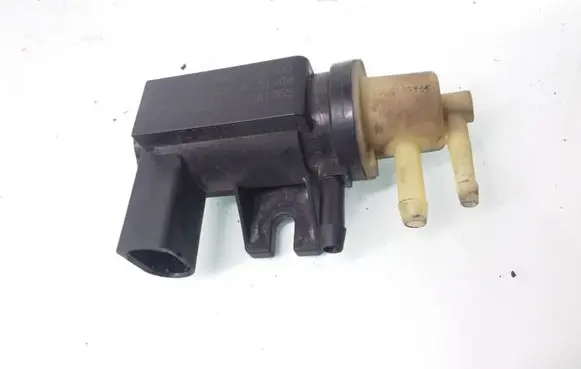 Volkswagen Eos Turbo solenoid valve 1K0906627A