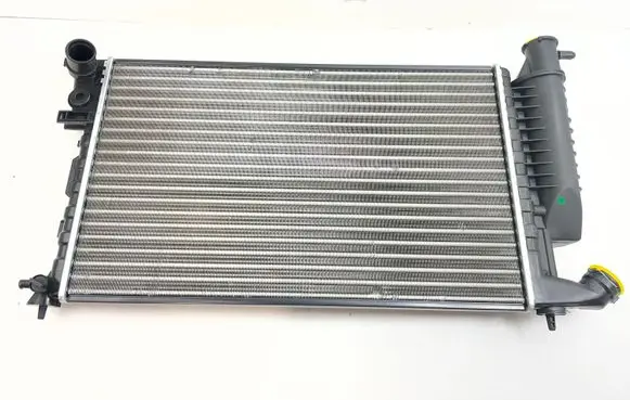 Peugeot 306 Coolant radiator CR306000S 133045 1330C7