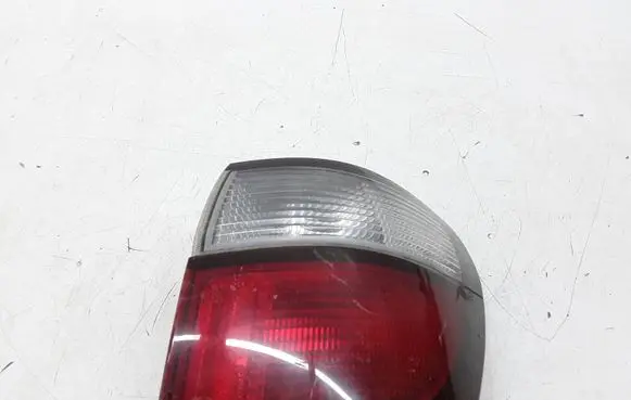 Mazda 626 Rear/tail lights R2265R