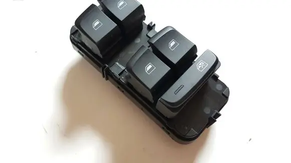 MG ZS Electric window control switch 10613982 10003589