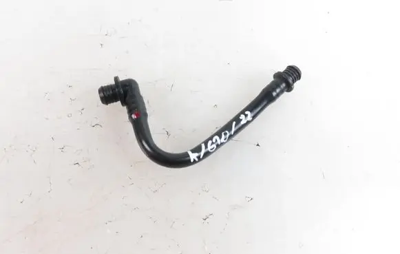 Audi A4 S4 B5 8D Vacuum line/pipe/hose 321611813D