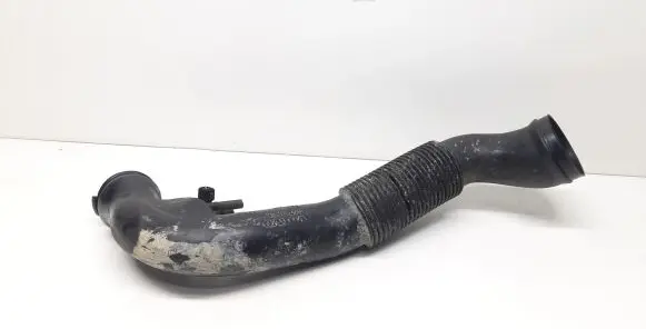 Volvo XC70 Intercooler hose/pipe 9475265