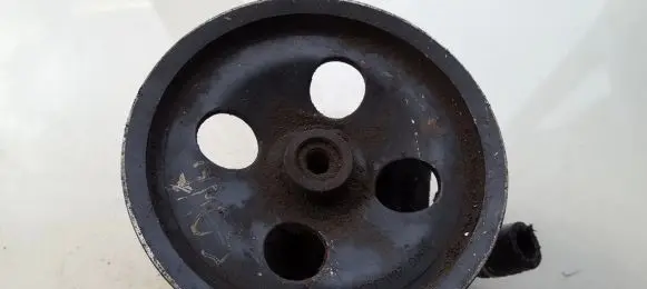 Mitsubishi Colt Power steering pump mmc26043436