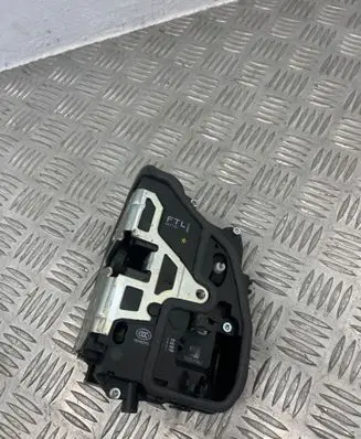 BMW 3 E90 E91 Front door lock 7059967