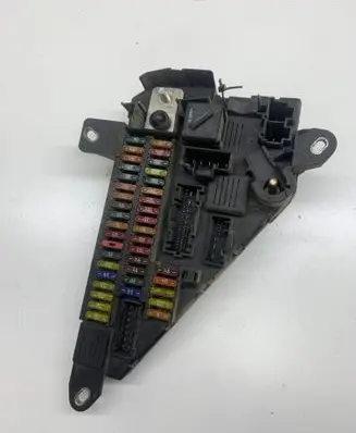 BMW 5 E60 E61 Fuse module 518956040 690661805