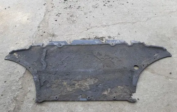 Audi A5 8T 8F Engine splash shield/under tray