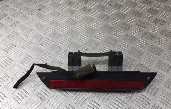 KIA Carens I Third/center stoplight OK2FB-51580