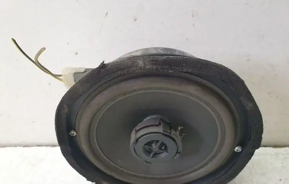 Volvo S70 V70 V70 XC Rear door speaker 535014501