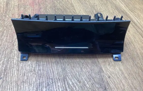 Volkswagen Touareg II Front trunk storage compartment 7P2857961 7P2863071