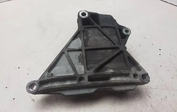 Generator/alternator bracket