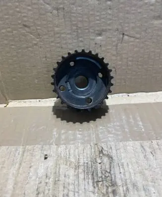 Volkswagen Touran I Crankshaft gear 05A105263D
