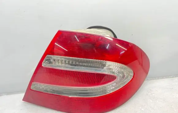 Mercedes-Benz CLK A209 C209 Rear/tail lights A2098200264