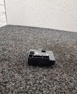 Volkswagen Touareg II Door control unit/module 4H0959795P