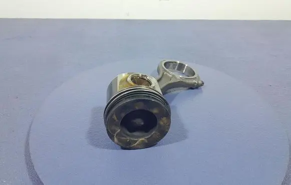 Audi A6 Allroad C6 Piston 