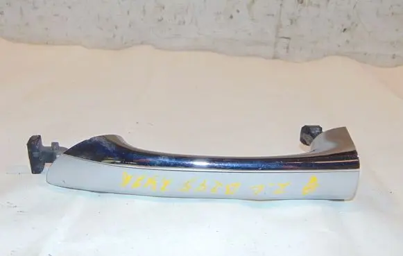 Mercedes-Benz B W245 Rear door exterior handle A1697600170