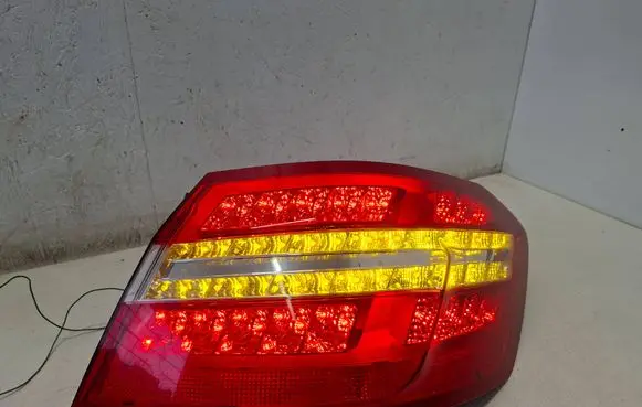 Mercedes-Benz E W212 Rear/tail lights A2128201264 2128201264