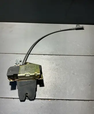 Volvo S80 Tailgate/trunk/boot lock/catch/latch 8652398