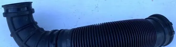 Intercooler hose/pipe