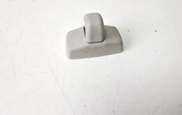 Sun visor clip/hook/bracket