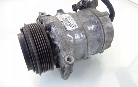 Jaguar XE Air conditioning (A/C) compressor (pump) CPLA19D629BE